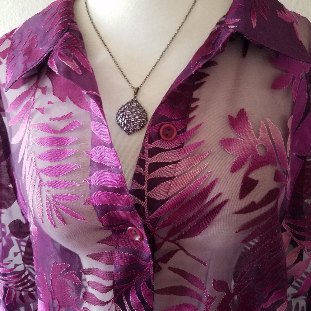 Drapers& Damons leaves pattern sheer front cuffed Violet Blouse, Size  PXL